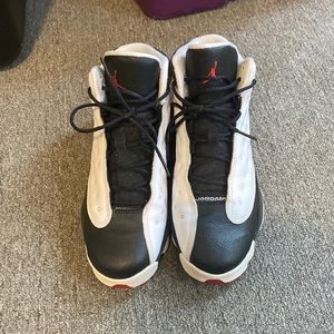 Jordan sneaker slightly worn and good for a game of basketball an comfortable